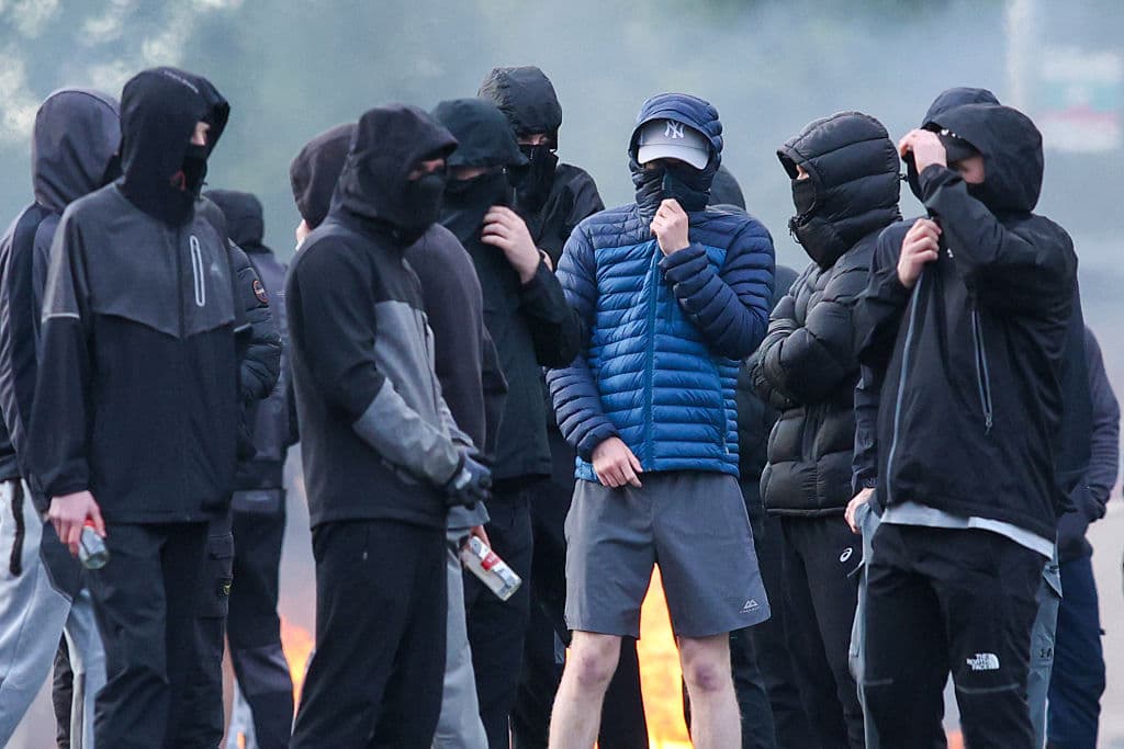 the-british-establishment-fuels-anti-migrant-pogroms