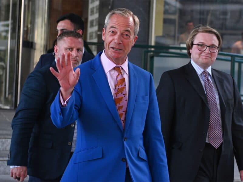 two-senior-reform-uk-officials-step-down-after-undercover-donations-investigation