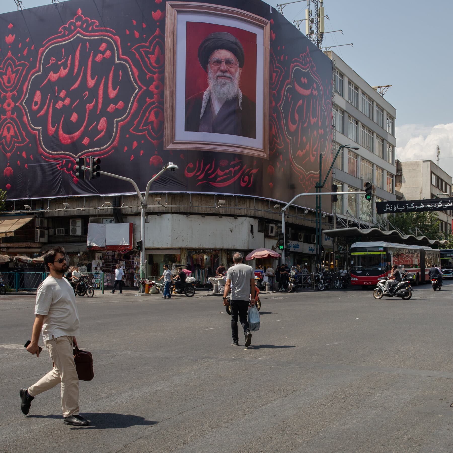 iran-prepares-to-bury-supreme-leader-ayatollah-ali-khamenei-killed-at-iran-wars-outset