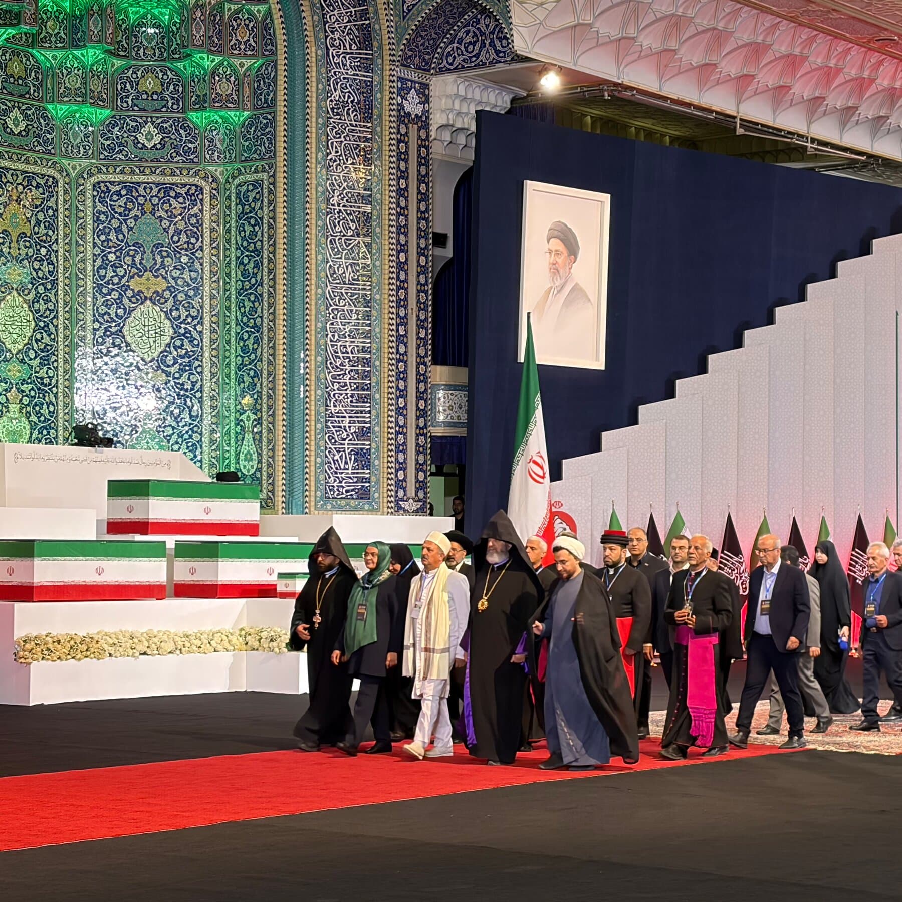 allies-converge-on-iran-as-funeral-ceremonies-for-supreme-leader-begin