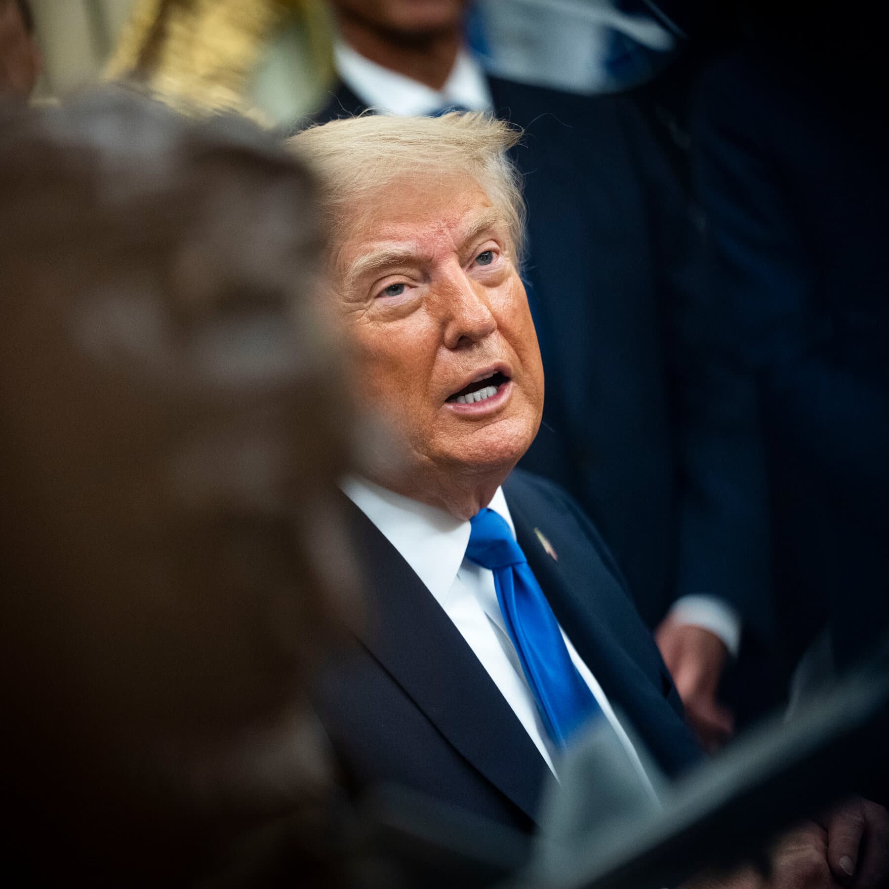 trump-threatens-to-halt-some-trade-unless-the-fed-cuts-rates
