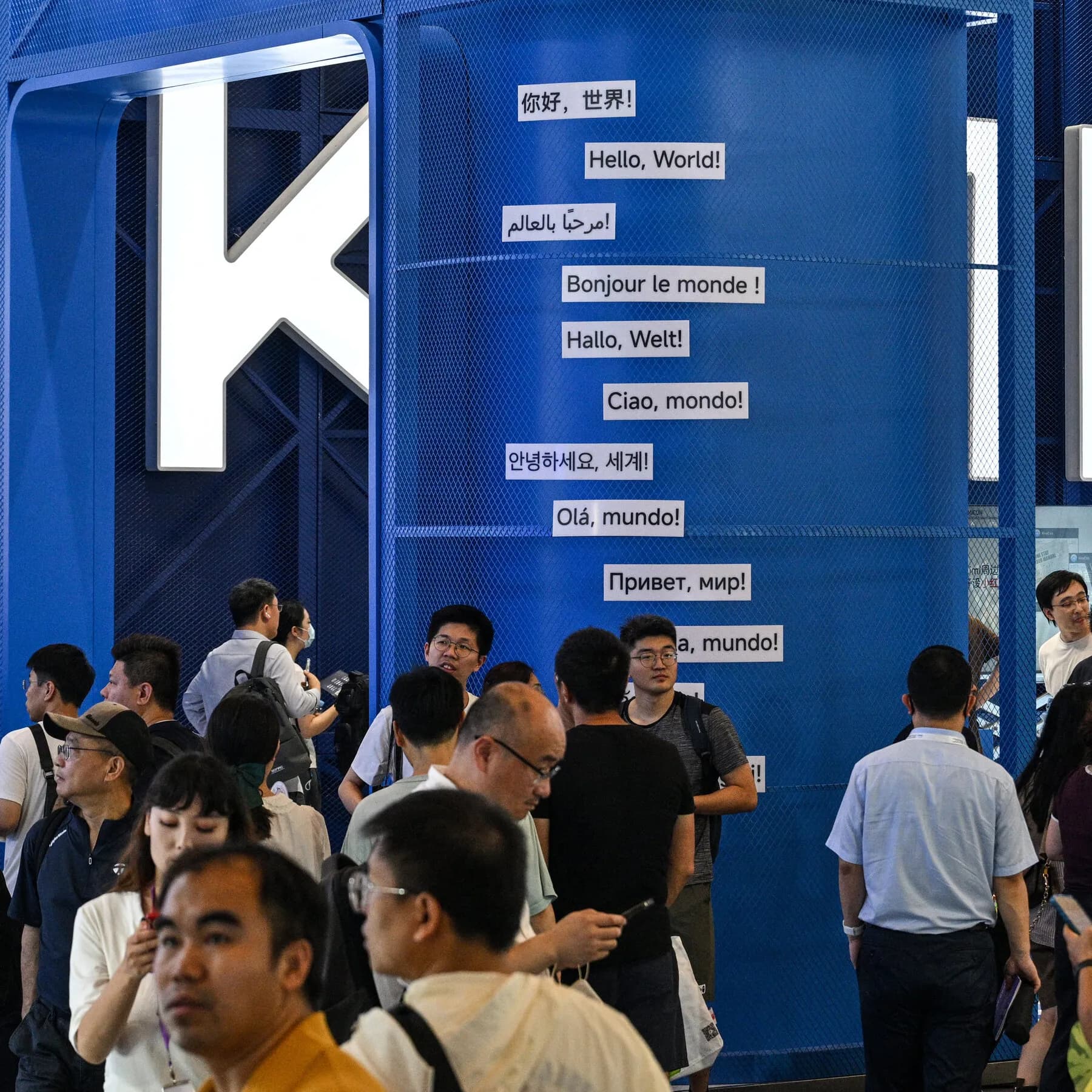 is-china-really-stealing-ai-from-american-companies