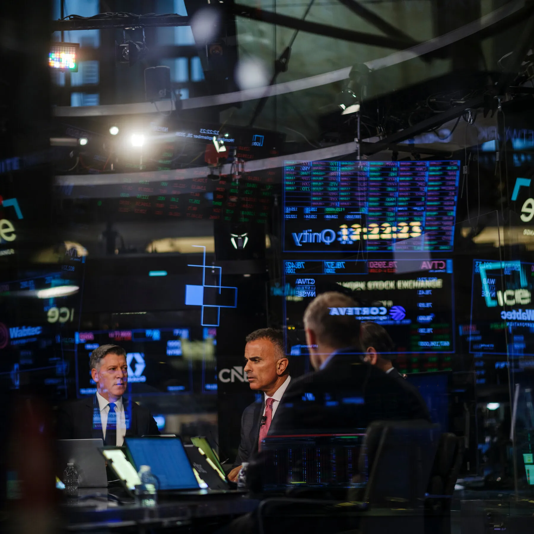 democrats-block-stock-trading-bill-denying-the-gop-a-pre-midterm-win